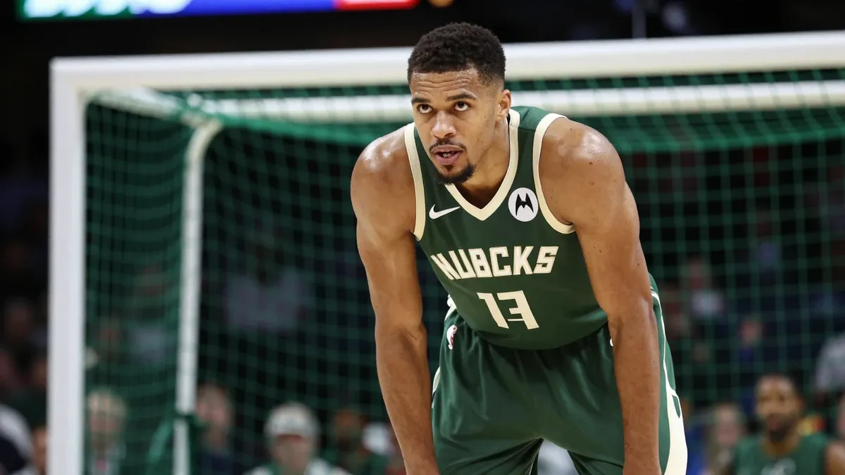 Milwaukee Bucks Honor Legacy: Five Jersey Numbers Deserving Retirement